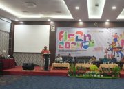 Wakili Kepala Dinas, Kabid SMK Dikbud Malut Umumkan Juara dan Tutup Resmi FLS2N-SMK 2024