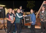 4 Komunitas Musik Akustik Terima Bantuan Dari Pemkot Ternate di Pelataran UMKM Pelabuhan Semut